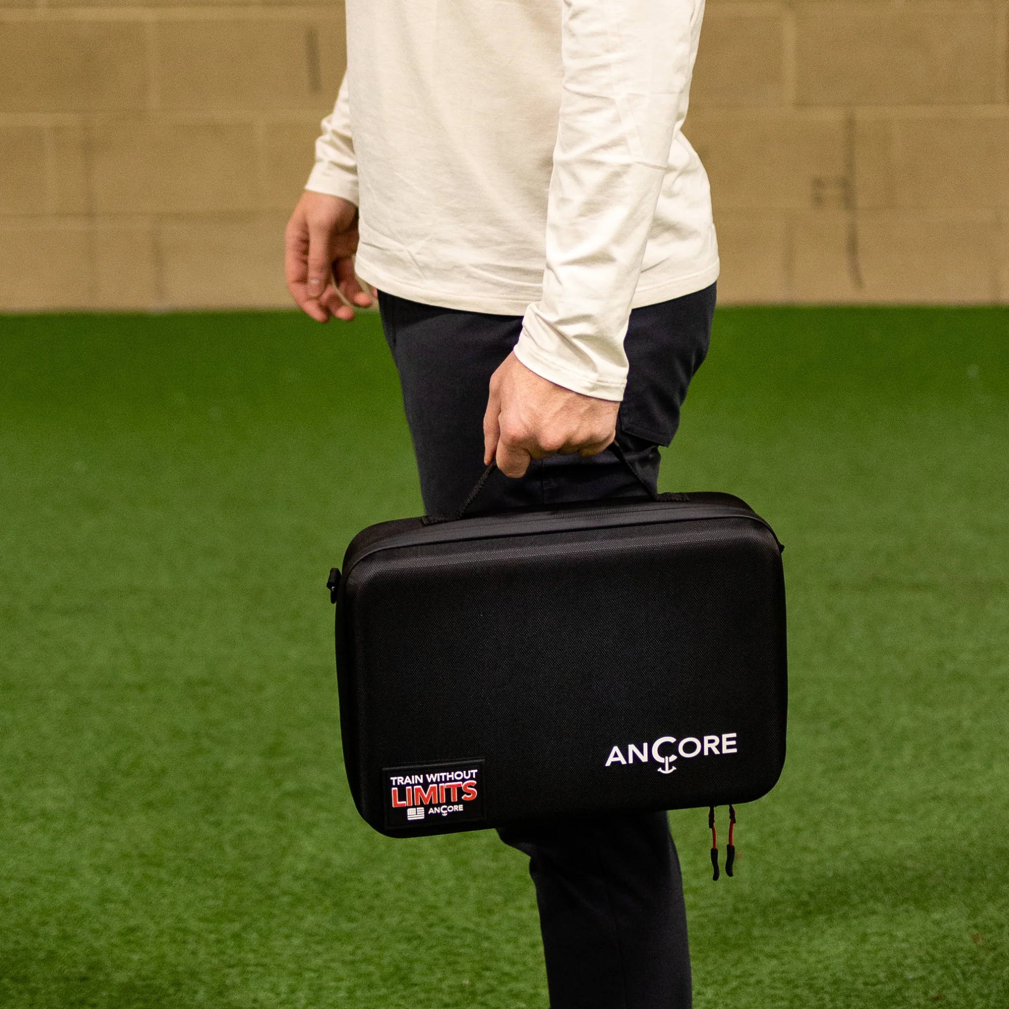 Ancore Carrying Case - Image 4