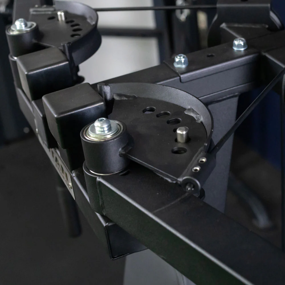 Scratch and Dent, Plate-Loaded Fly Machine - Image 8